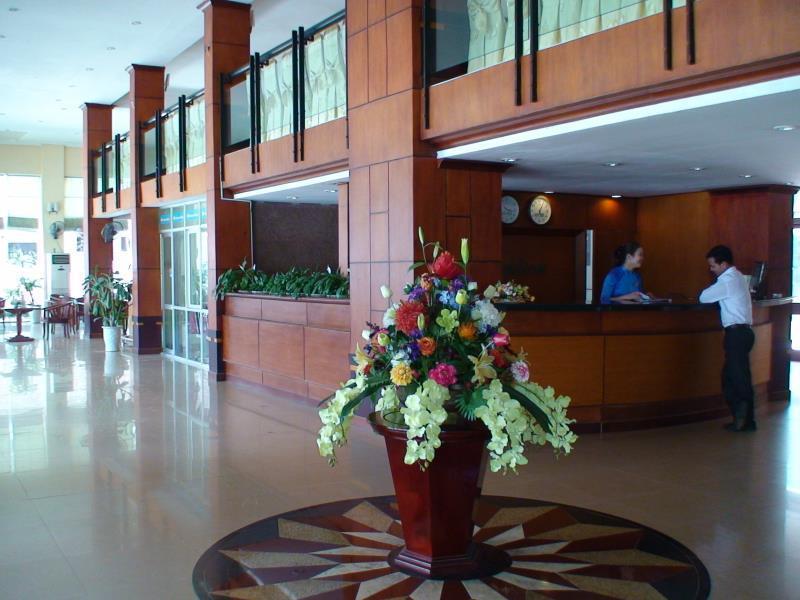 Huu Nghi Hotel Vinh Ngoại thất bức ảnh
